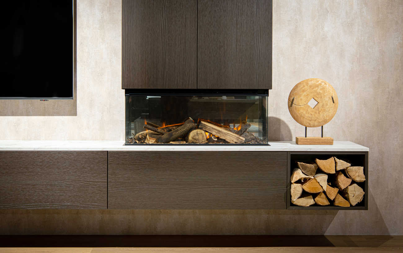 Wandkast Met Haard Close Up Allure Bruin Hout Woonkamer Liggend