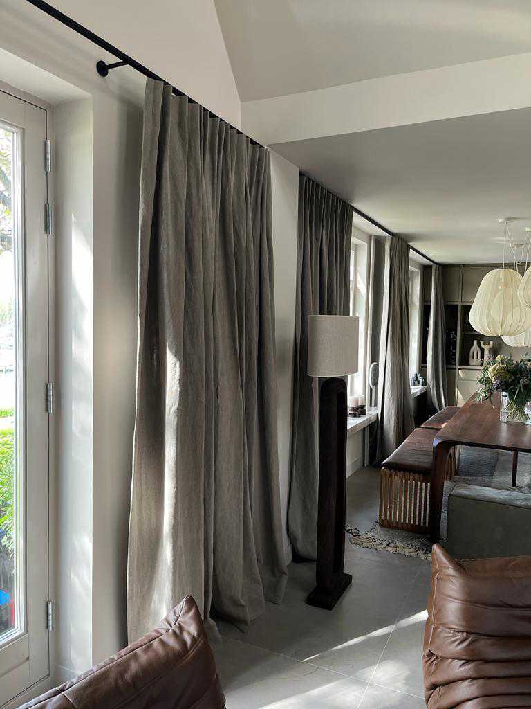 329C0b18 1512 4206 Bab5 488A56f60009